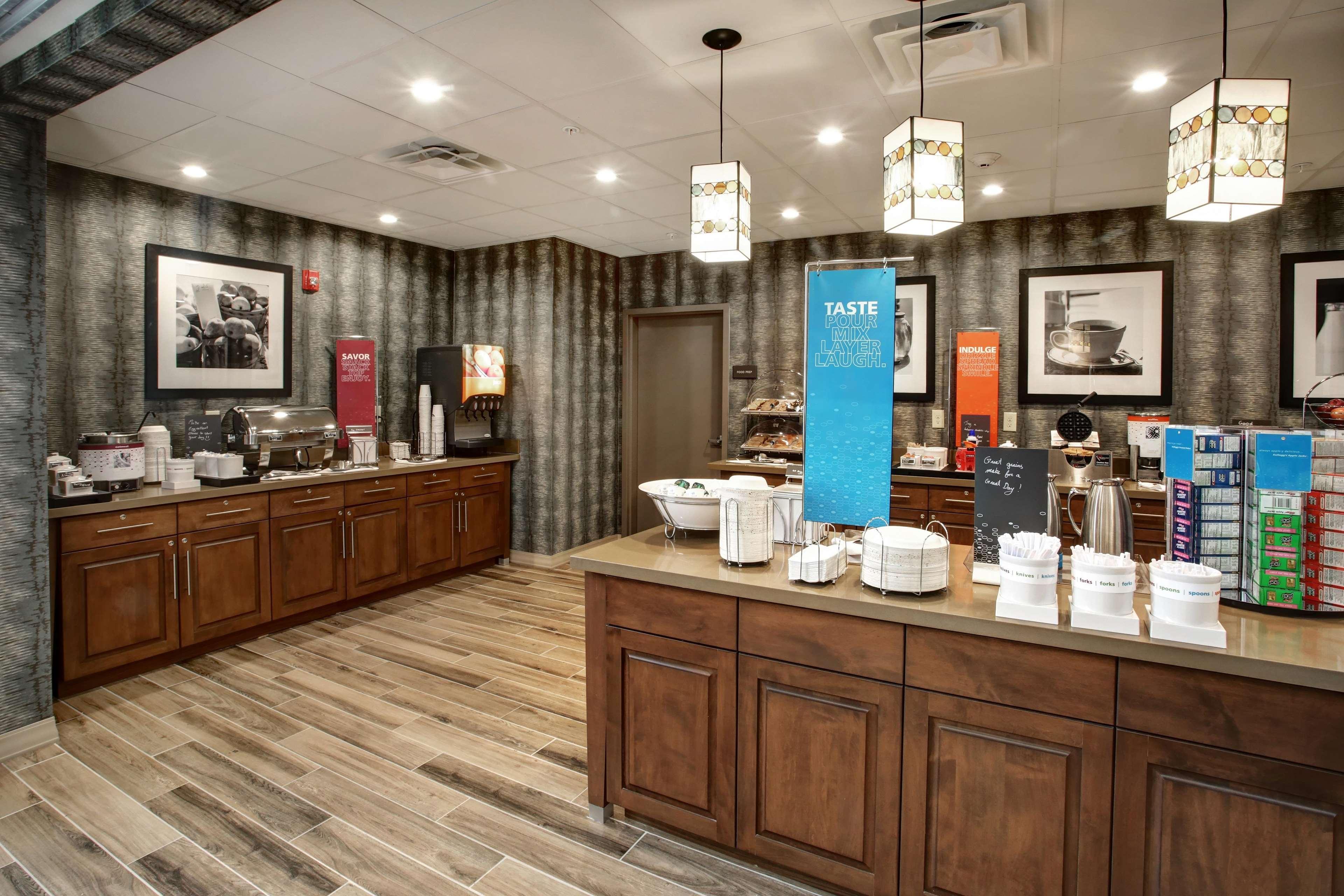 Hampton Inn & Suites By Hilton Baltimore/Aberdeen, Md Bagian luar foto