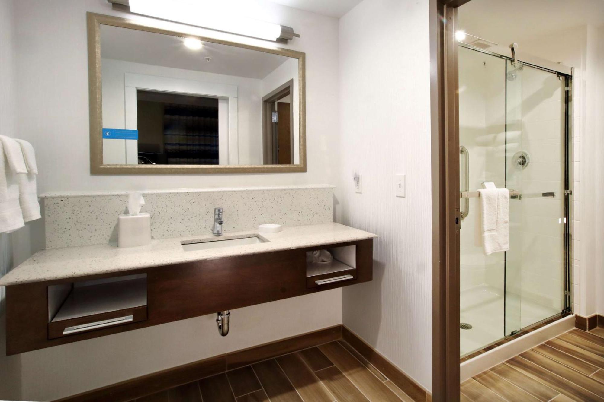Hampton Inn & Suites By Hilton Baltimore/Aberdeen, Md Bagian luar foto