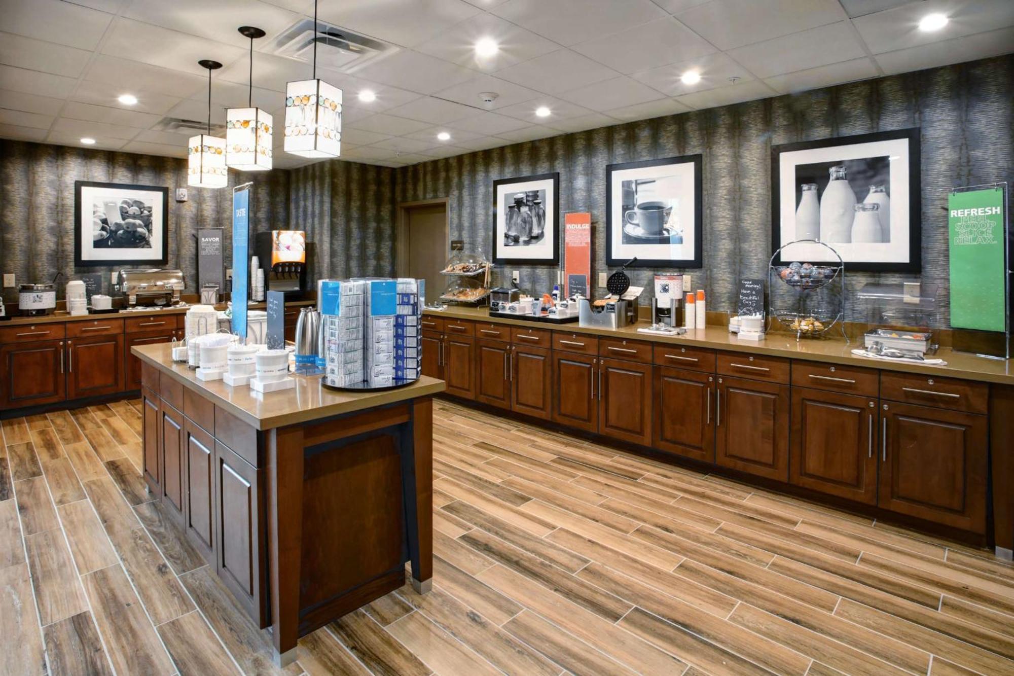Hampton Inn & Suites By Hilton Baltimore/Aberdeen, Md Bagian luar foto